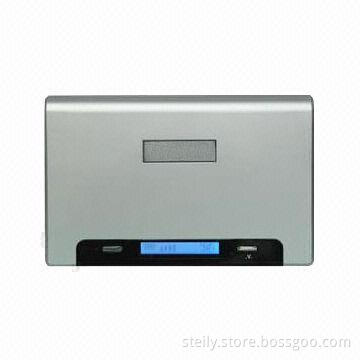 20,000mAh High-capacity Mobile Power Bank with About 6-hour Charging Time